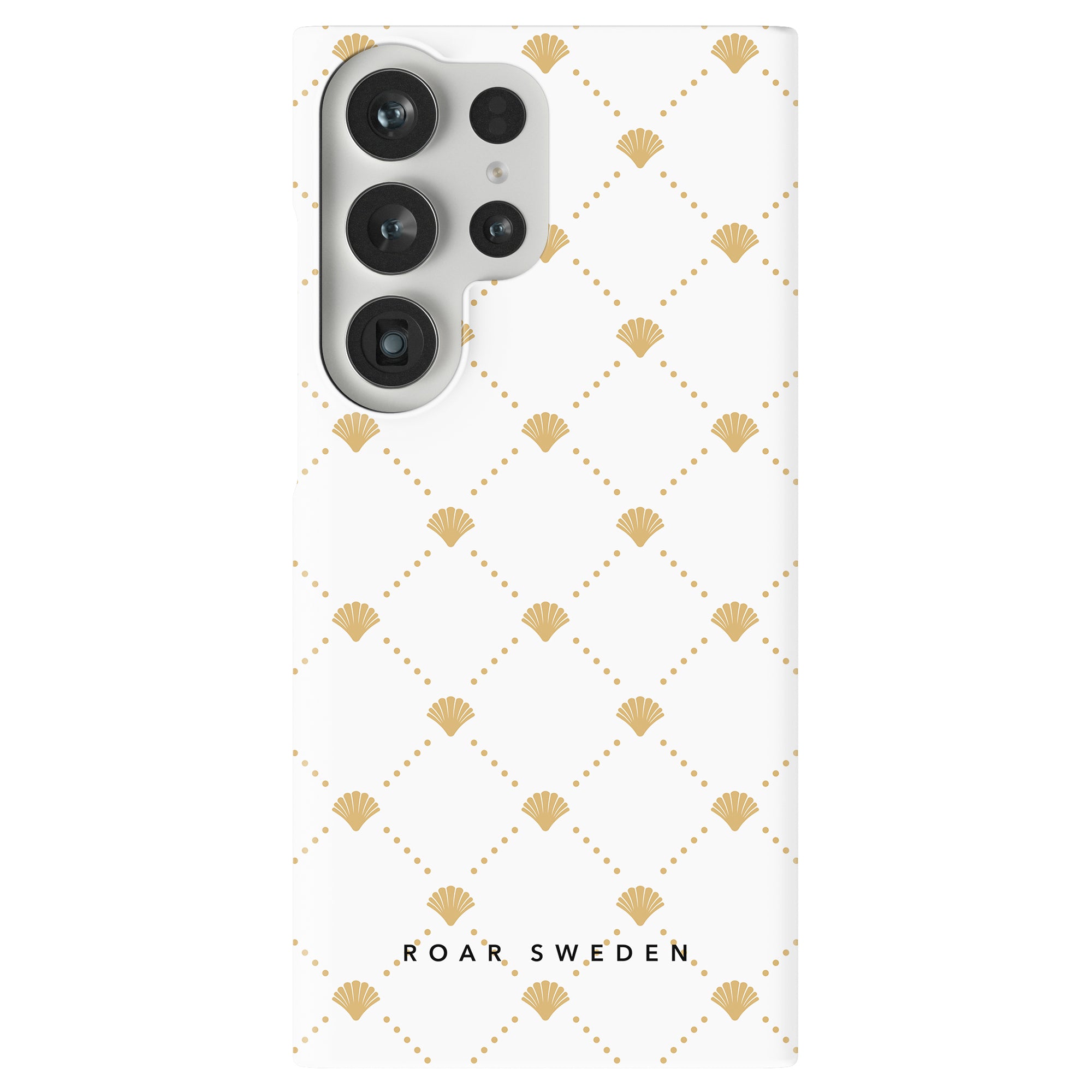 Luxe Shells White - Slim case with a gyllene snäckskal pattern and the words "ROAR SWEDEN" printed at the bottom. Part of the Ocean Collection, it features precise cutouts for the camera and ports, ensuring functionality while adding a touch of elegance.
